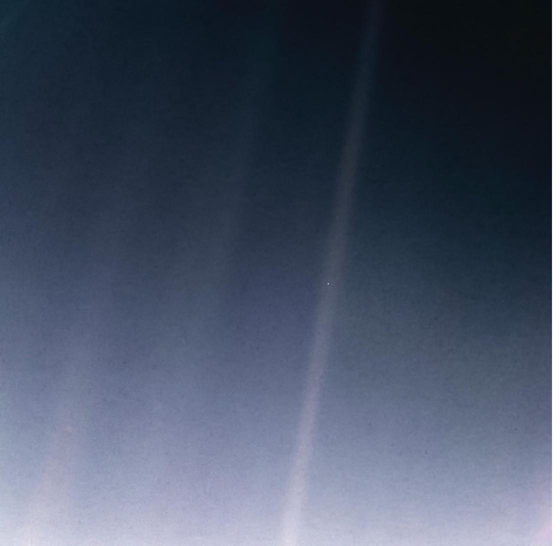 Pale Blue Dot — Earth photographed by Voyager 1, Feb 14 1990
